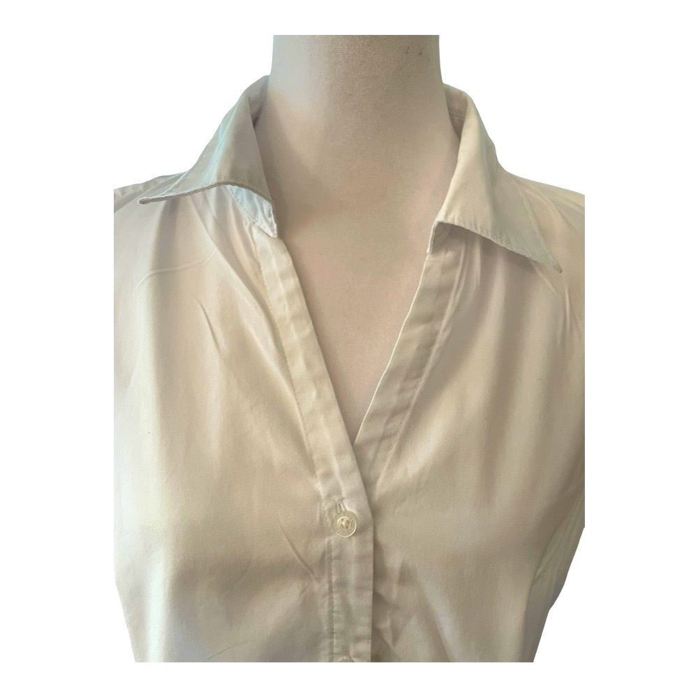 Basic Editions White Sleeveless‎ Button Down Shirt